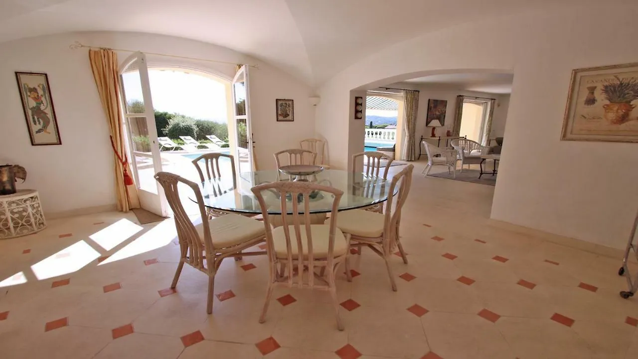 Villa Alinea Sainte-Maxime 0*,  France