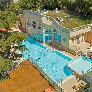 Apartahotel Les Tourelles, Sainte-Maxime